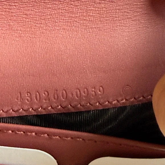 Gucci GG Supreme Floral Bloom Zip-Around Wallet EUC - Picture 13 of 17